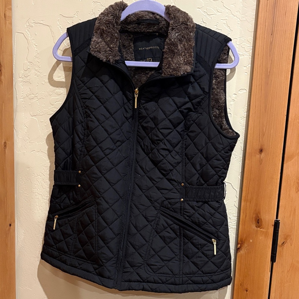 Weatherproof Ladies Ultra Soft Cozy Lining Quilted Vest Size Medium